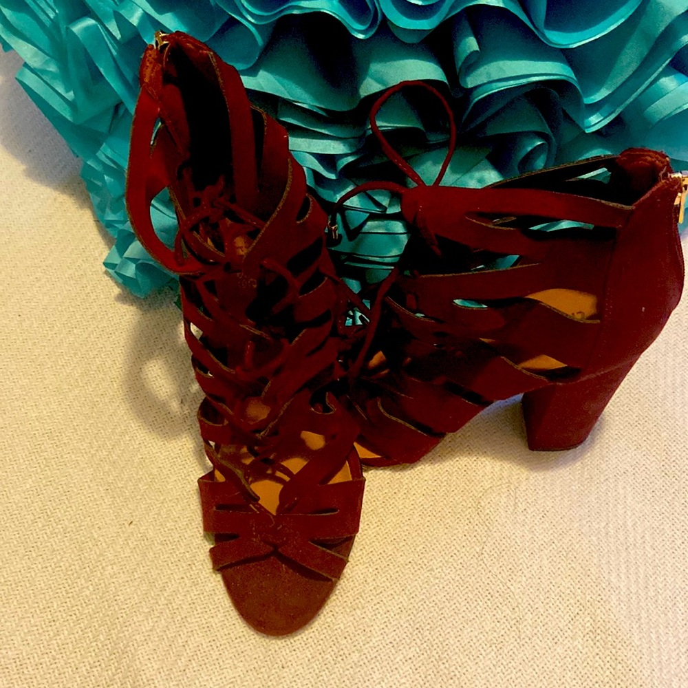 Rich Burgundy 4in. Heel.